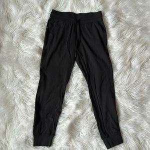 Lululemon black joggers size 8